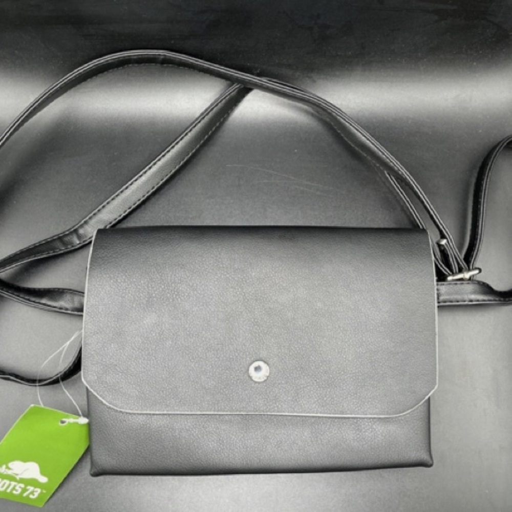 Roots Classic Black Crossbody Bag